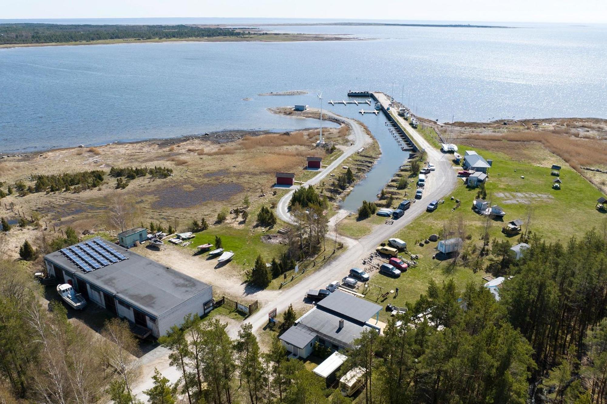 Campsite Lounaranna Harbour