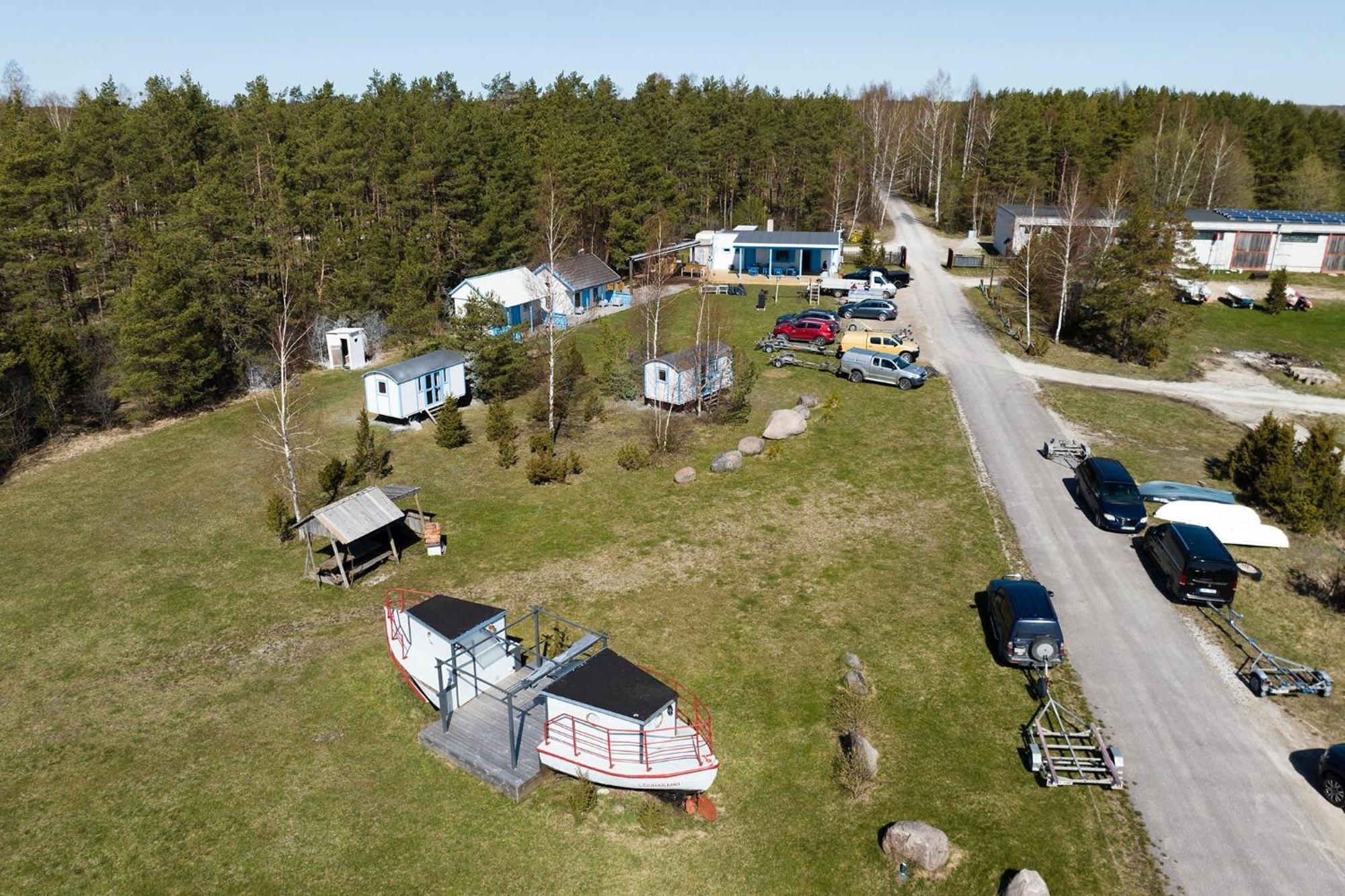 Campsite Lounaranna Harbour *